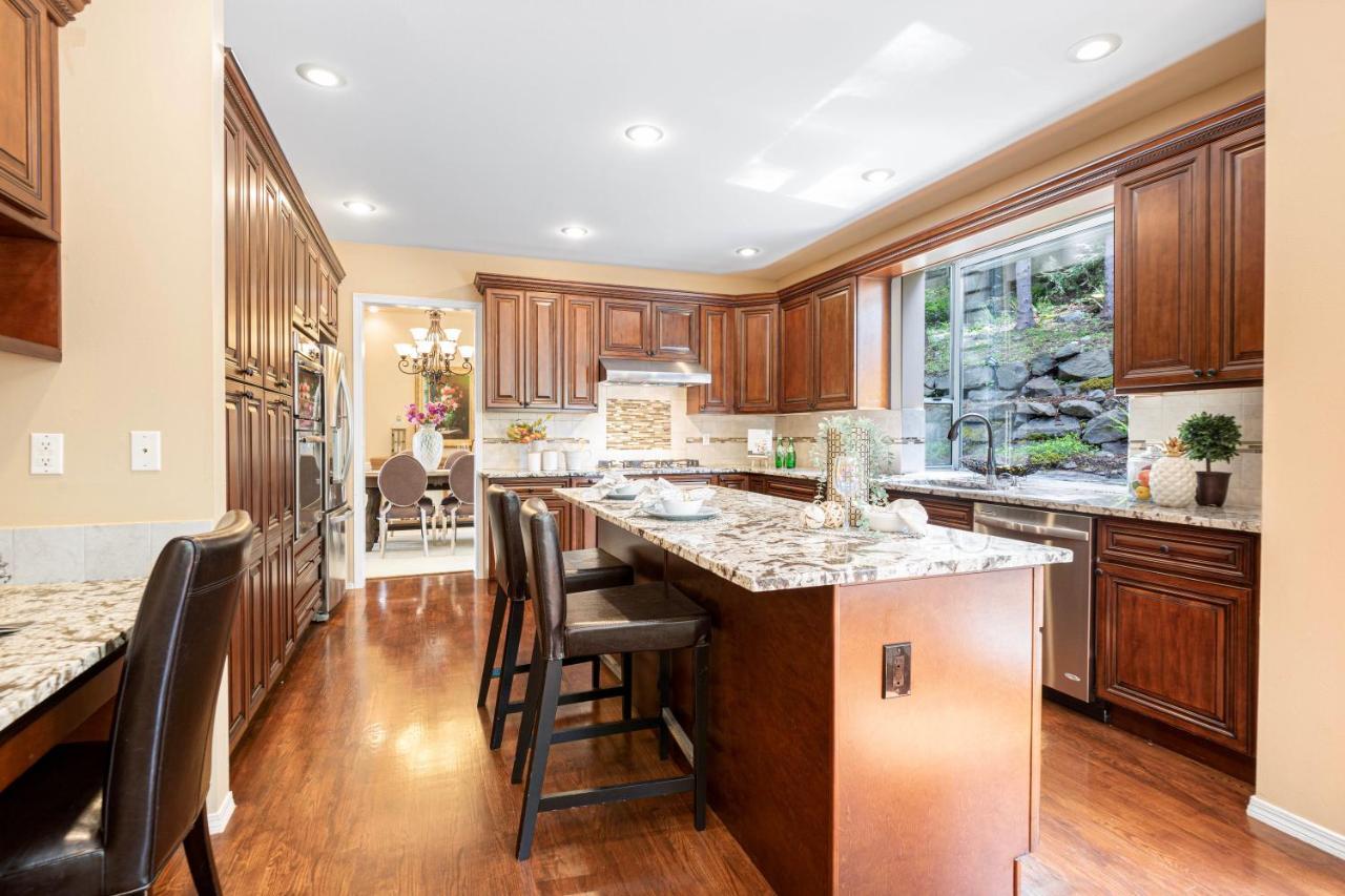 Upscale Beautiful House In Bellevue, Wa Ξενοδοχείο Εξωτερικό φωτογραφία